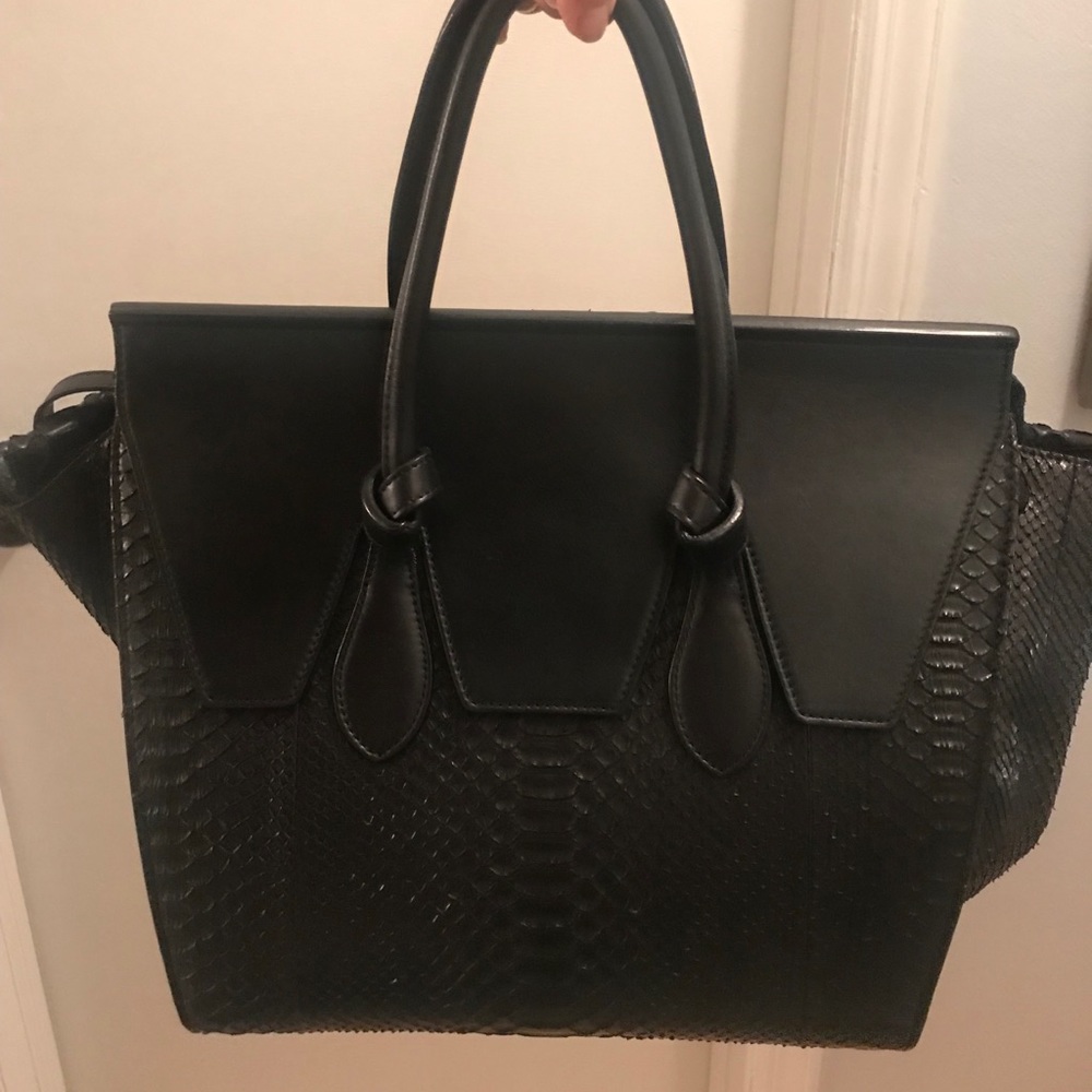 Authentic python leather With Calfskin Trimmer - Picture 10 of 15
